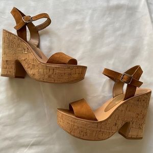 Dolce Vita Randi Wedge open toe platform